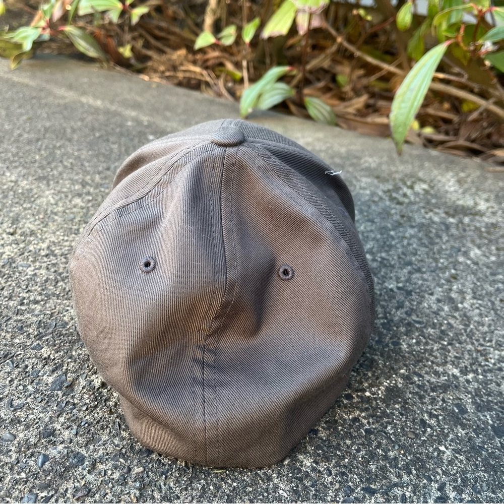 Magnolia Hat - Picture 3 of 4